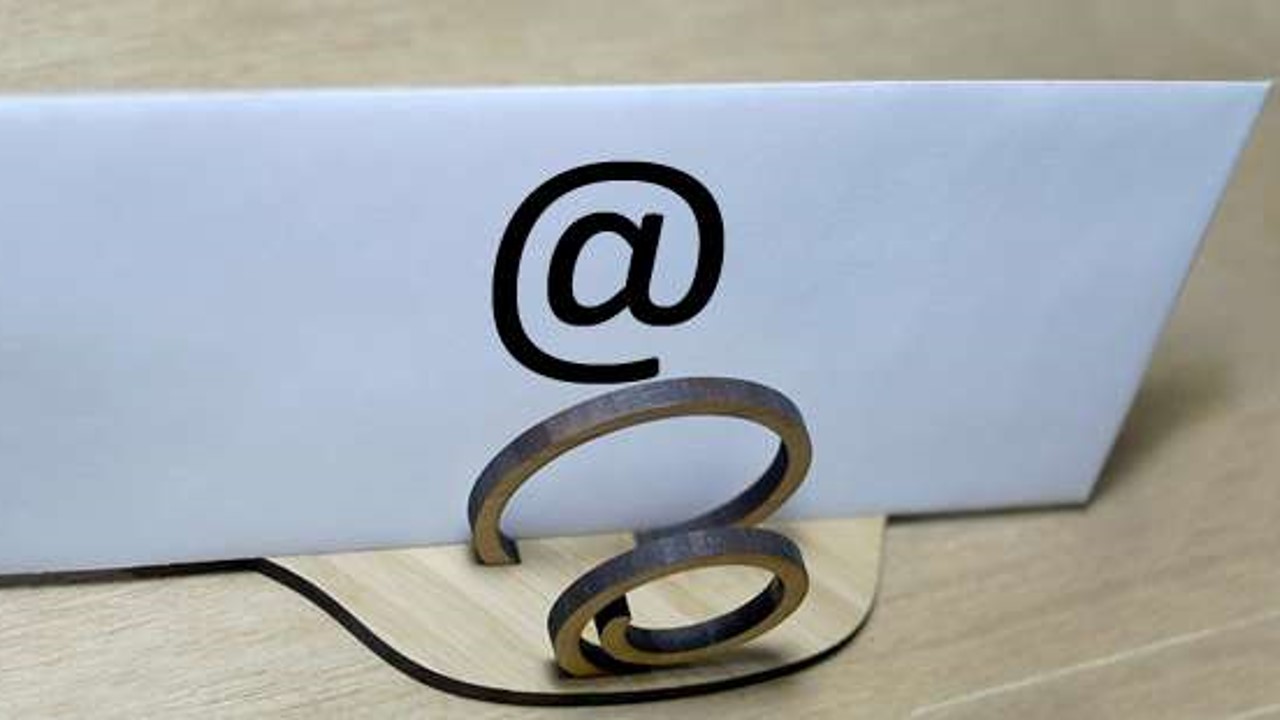 Reglas de etiqueta para redactar correos de trabajo