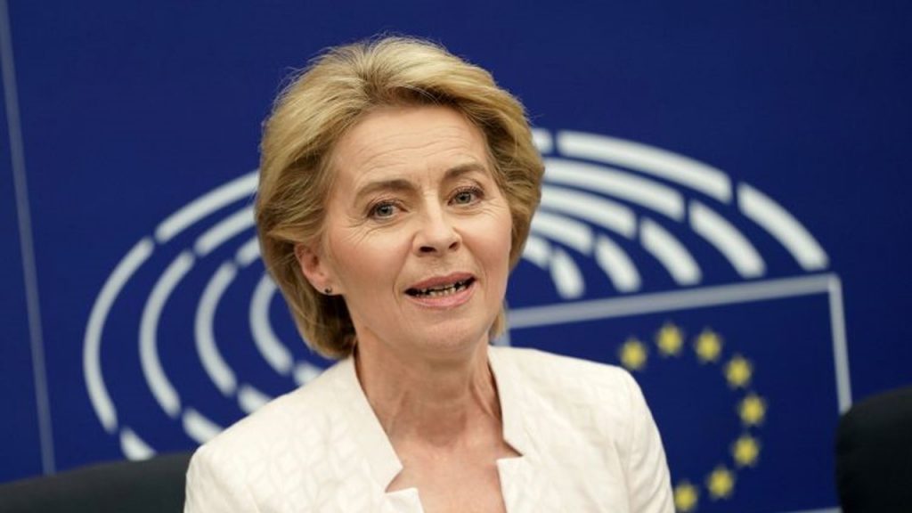 Presidenta de la Comisión Europea, Ursula Von Der Leyen, admite preocupación por la salida de Polonia del ordenamiento jurídico del continente