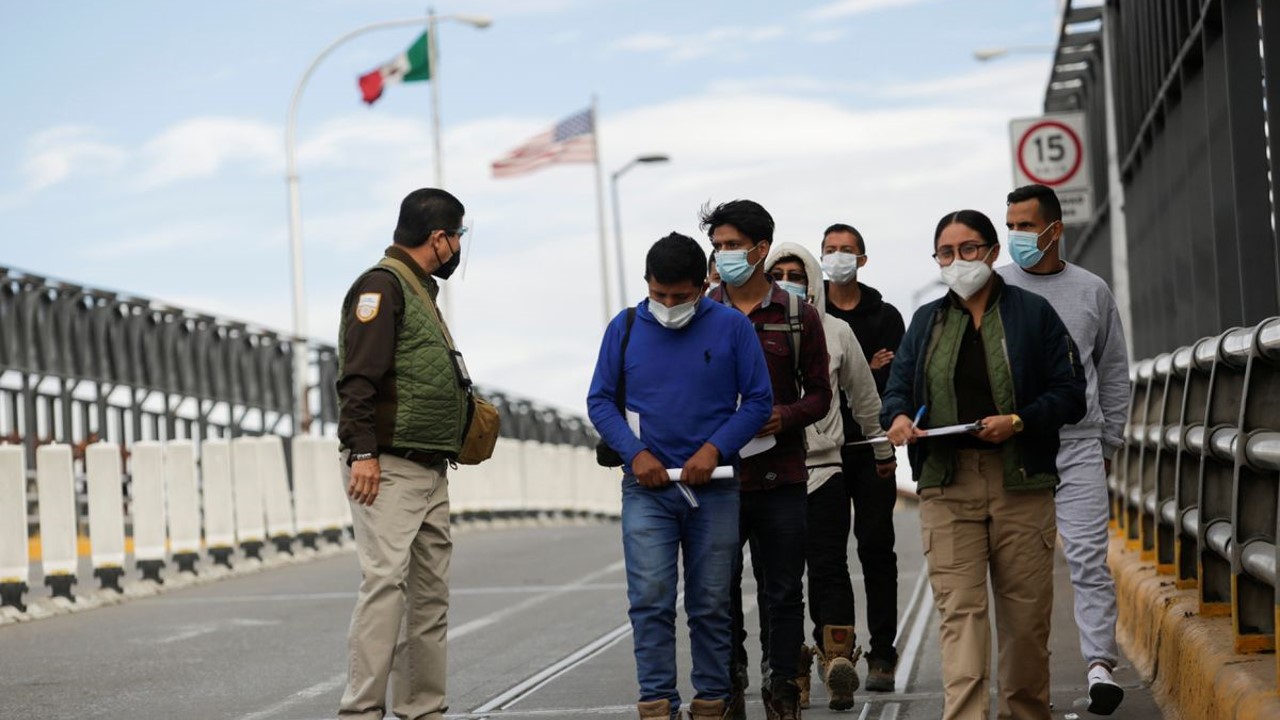 Cruel e inhumano, programa migratorio ‘Quédate en México’: académico