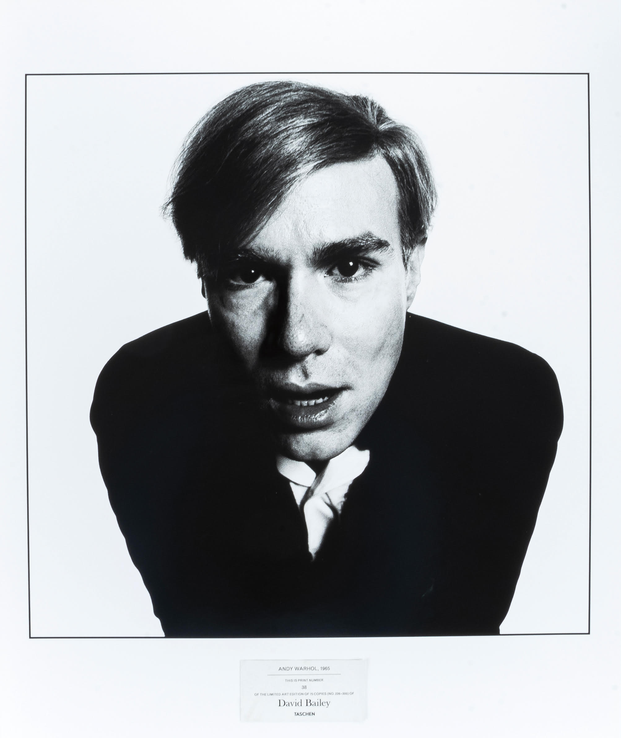 Retrato de Andy Warhol de la autoría de David Bailey sale a subasta en México