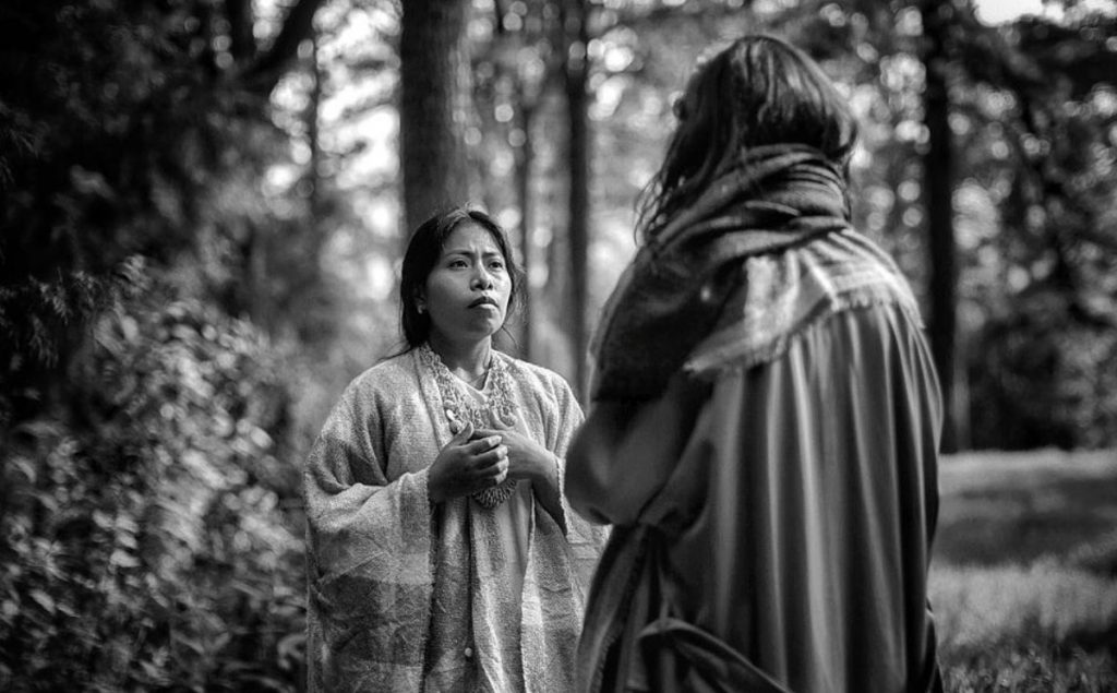 Yalitza Aparicio es Yalitza en el corto de Hijas de Brujas