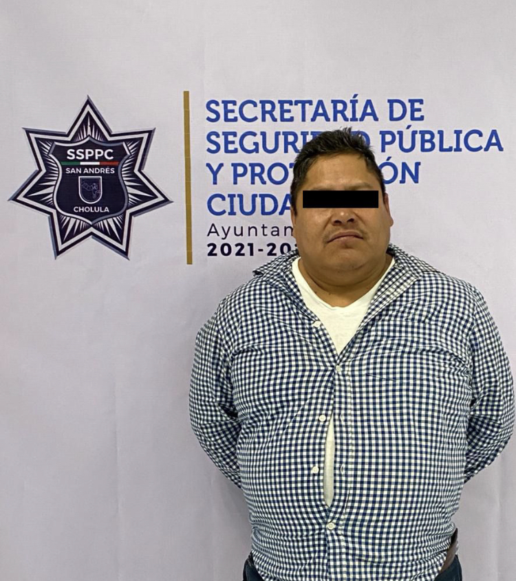 Detiene policía de San Andrés Cholula a presuntos responsables por portación ilegal de arma de fuego