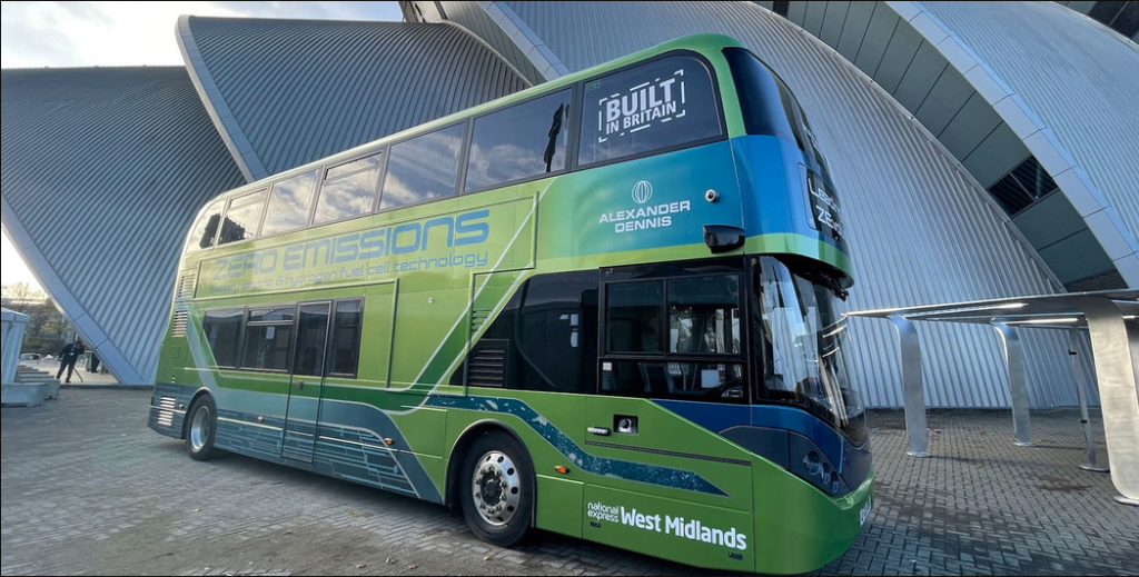 La era de los automóviles propulsados por combustibles fósiles en el punto de mira de la COP26