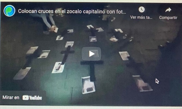 Video desde Puebla: Colocan cruces en el zócalo capitalino con fotografías de víctimas de trans feminicidios