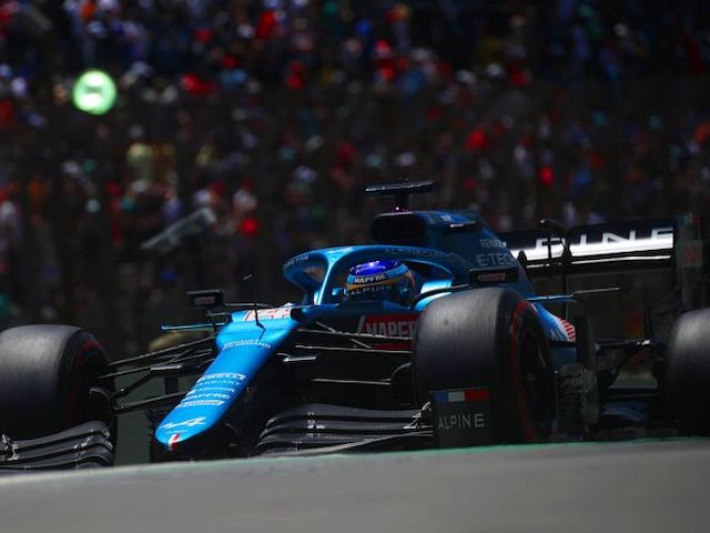 Alonso lidera los últimos libres; ‘Checo’ Pérez, sexto