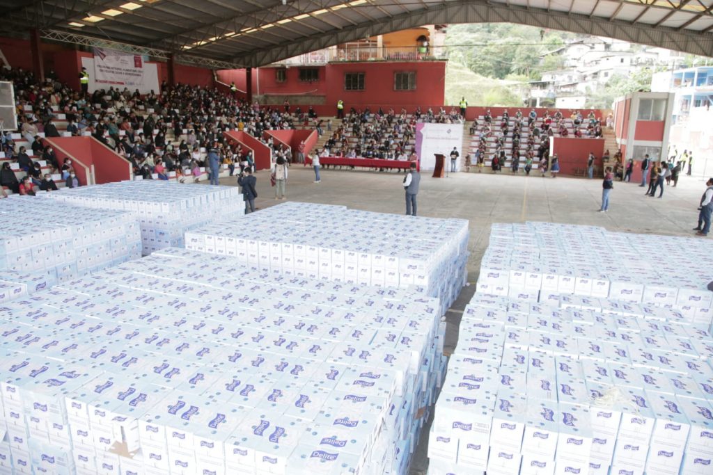 Entrega y supervisa Bienestar programas en la Sierra Nororiental