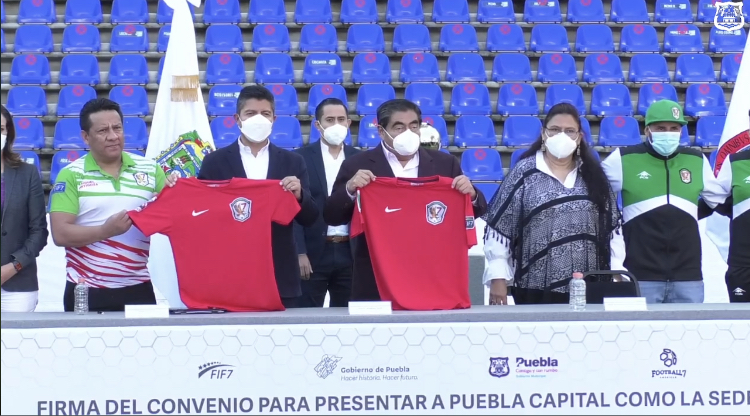 Video desde Puebla: Autoridades municipales y estatales firman convenio para que Puebla sea sede Mundial de la Federación Internacional de Fútbol 7 en el 2023