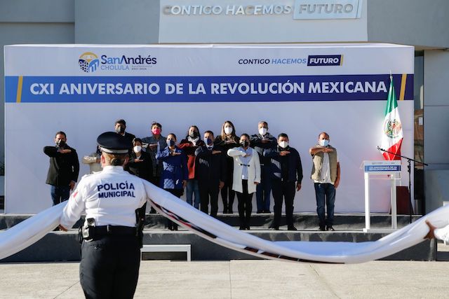 Encabeza Mundo Tlatehui ceremonia conmemorativa al 111 Aniversario de la revolución mexicana