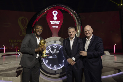 Hublot Pone el Contador en Marcha: Falta un año Para la Copa Mundial de la FIFA Qatar 2022™