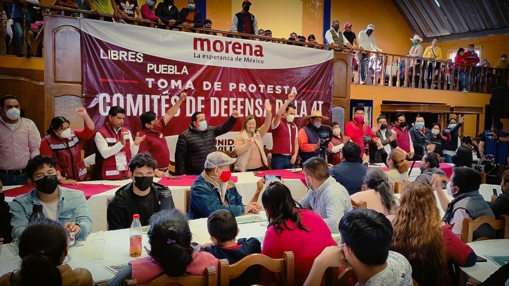 Julieta Vences toma protesta a 2 mil defensores de la 4T en Ciudad Serdán