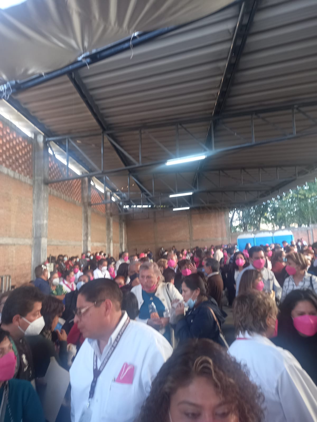 Video desde Puebla: Acusan a Virginia Meza Cruz de fraude en el sindicato de burócratas del estado