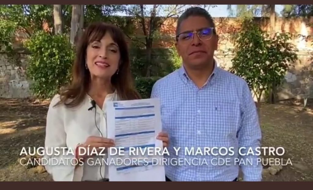 Augusta Valentina recibe el acta como ganadora en la elección del PAN Puebla