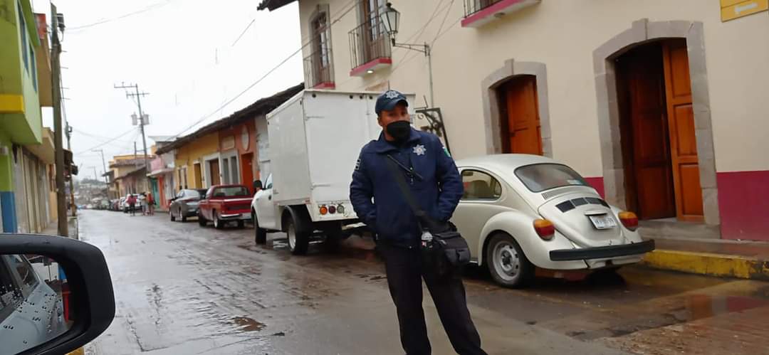 Policía de Zacatlán detiene a presunto feminicida que atacó a su suegra y sigue en búsqueda de dos agresores más