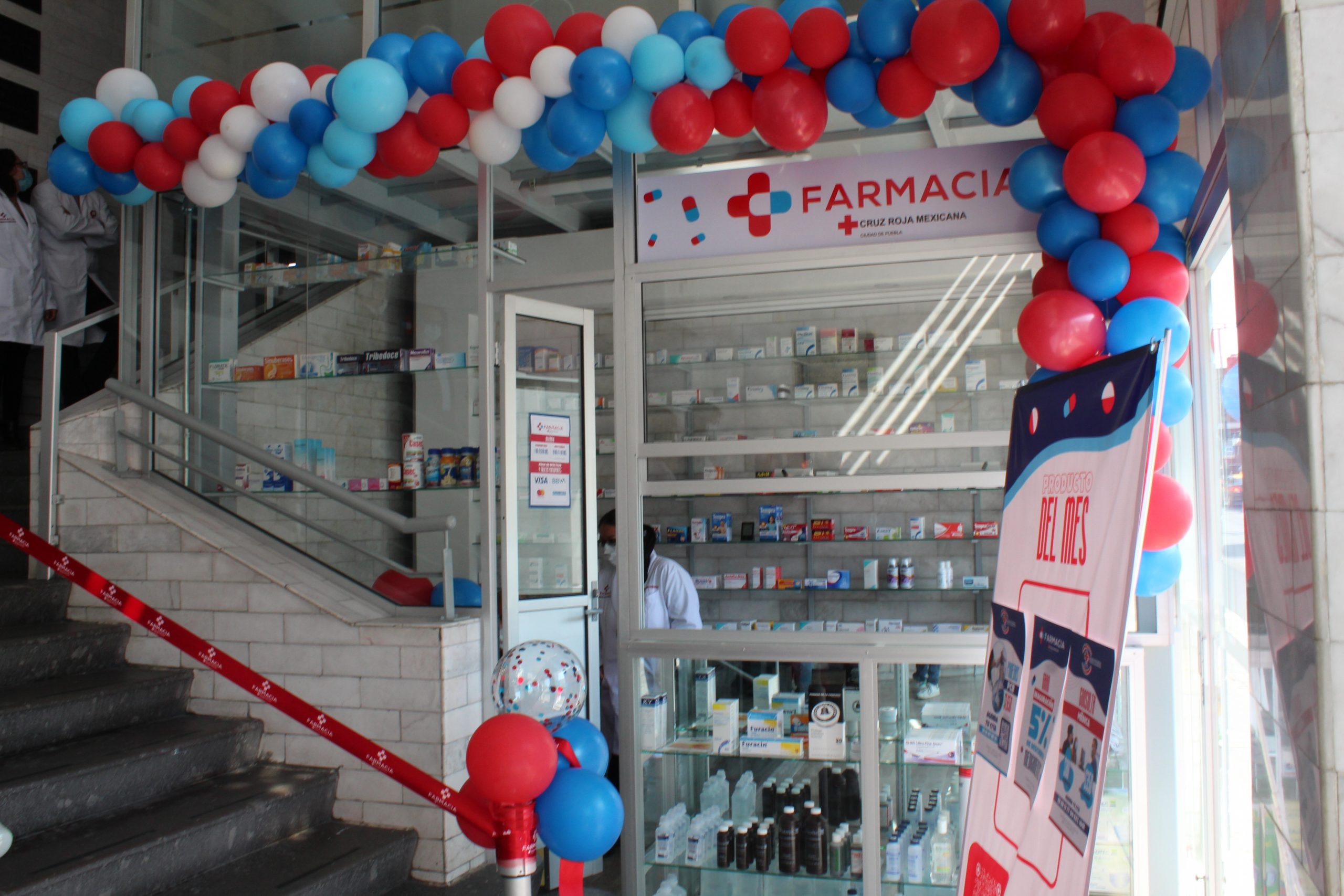 Cruz Roja: farmacia con venta al público general las 24 horas