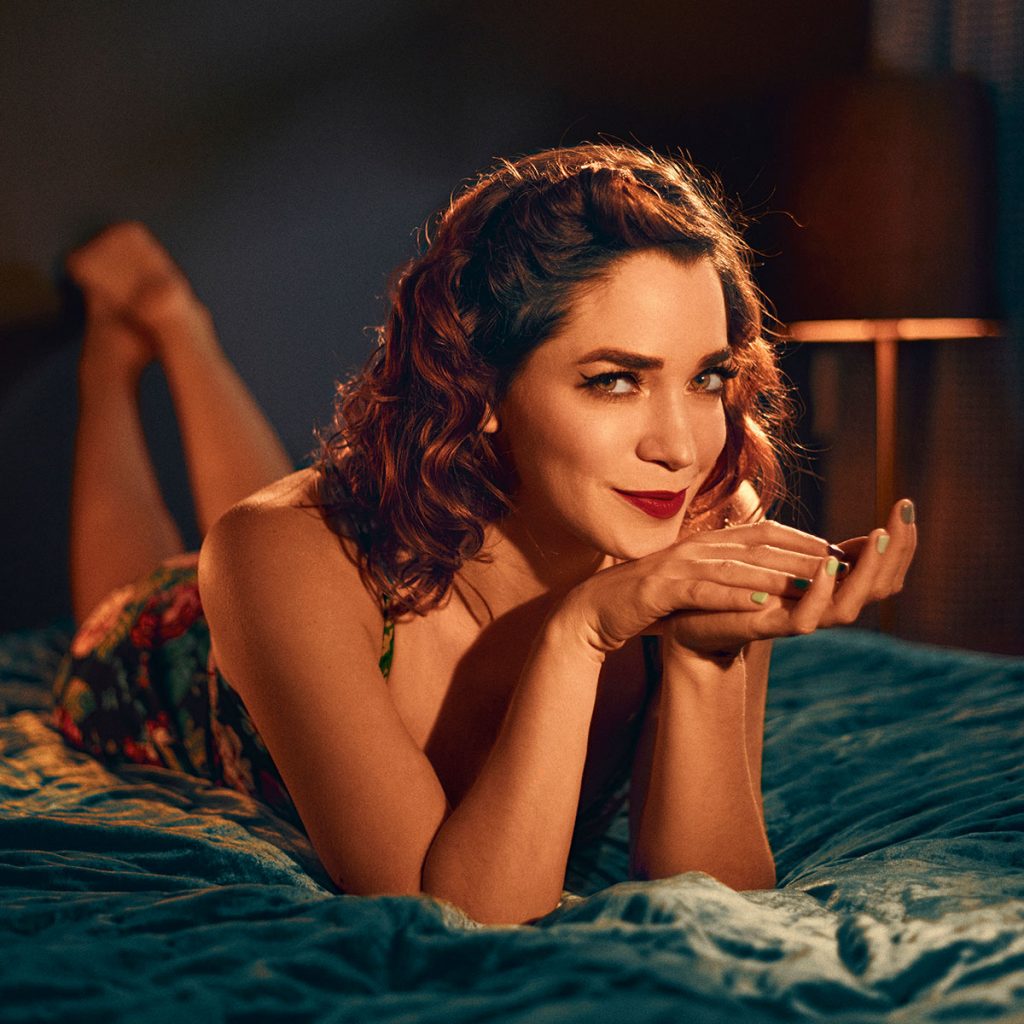 “Palabras” es el nuevo sencillo de Laura Guevara