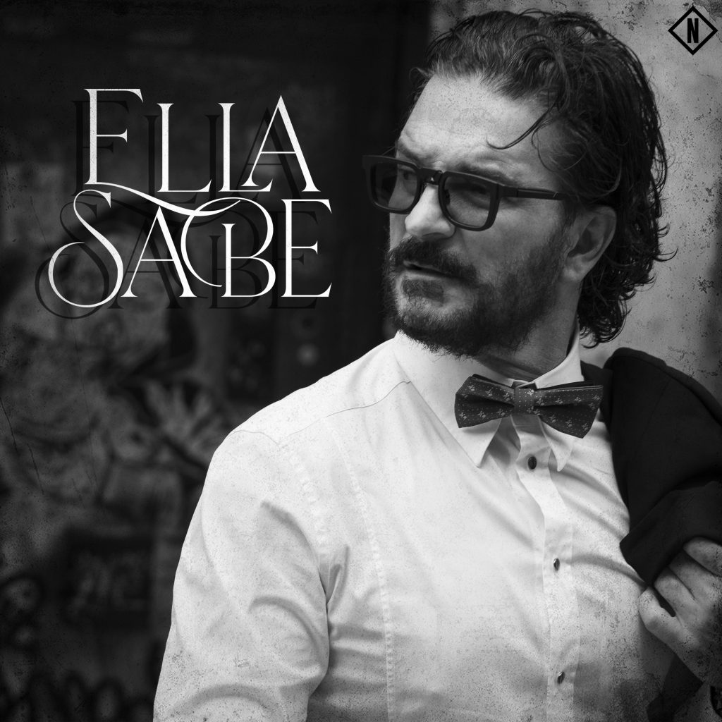 “Ella Sabe”: quinto sencillo promocional del álbum “Negro” de Ricardo Arjona