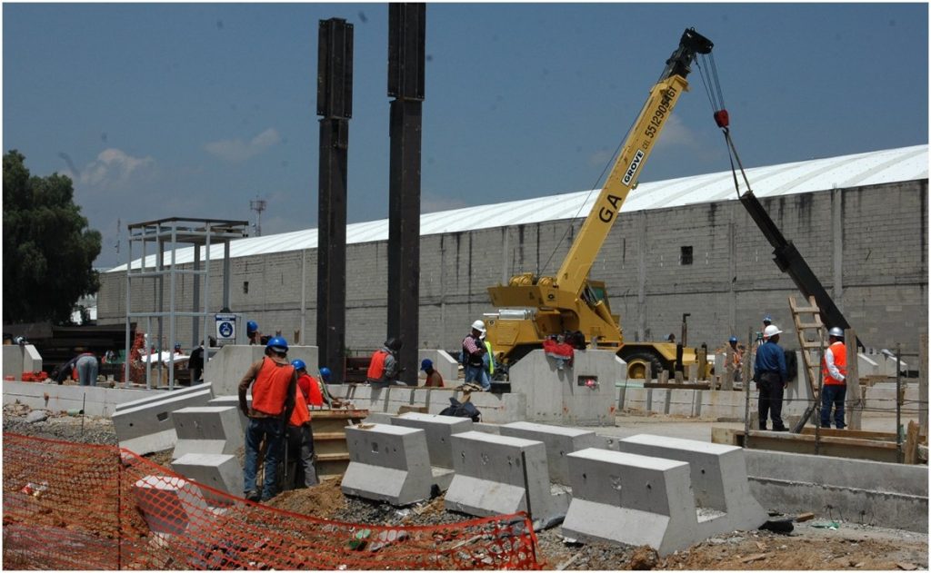 La Inversión Fija Bruta registró una disminución en términos reales de 1.6%