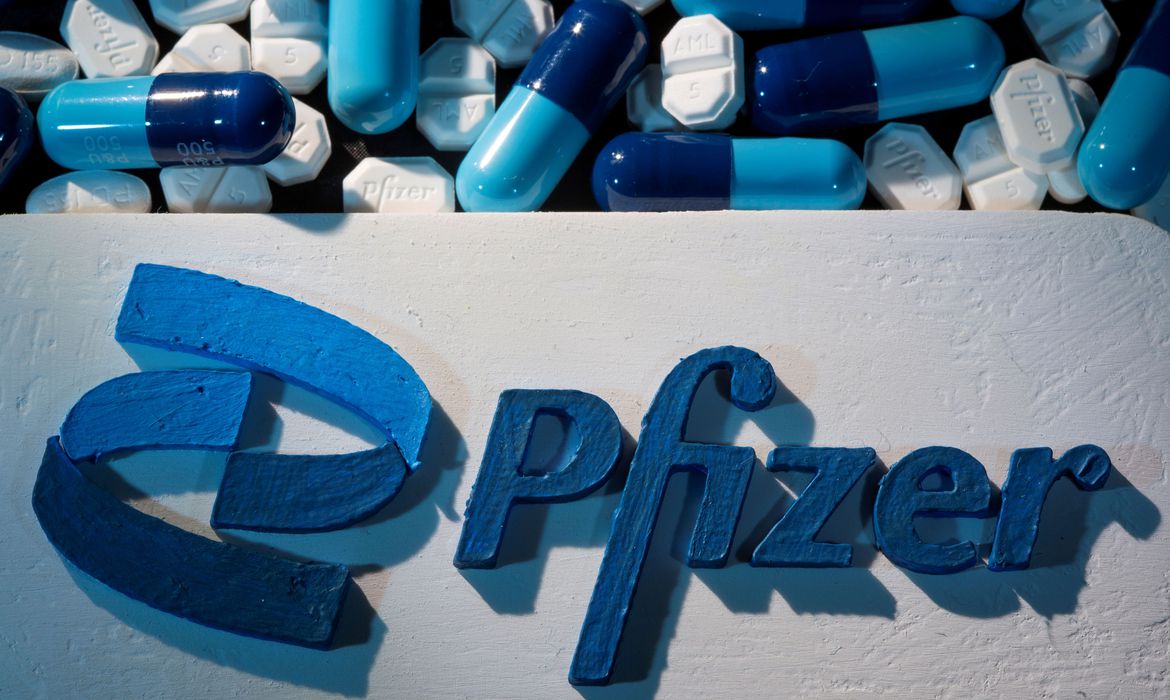 Pfizer prueba medicamento anticovid en brasileños