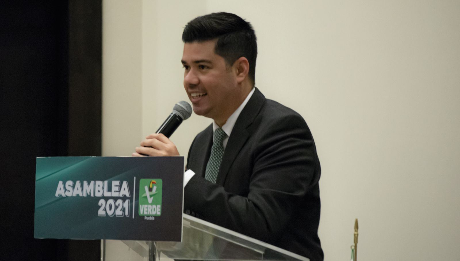Jaime Natale Uranga fue ratificado como dirigente estatal del PVEM en Puebla por tres años