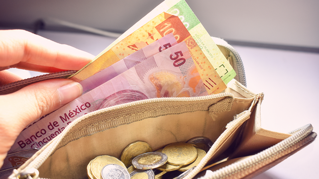 Ante panorama desalentador de la economía mexicana, especialista de UVM aporta algunos consejos para sobrevivir