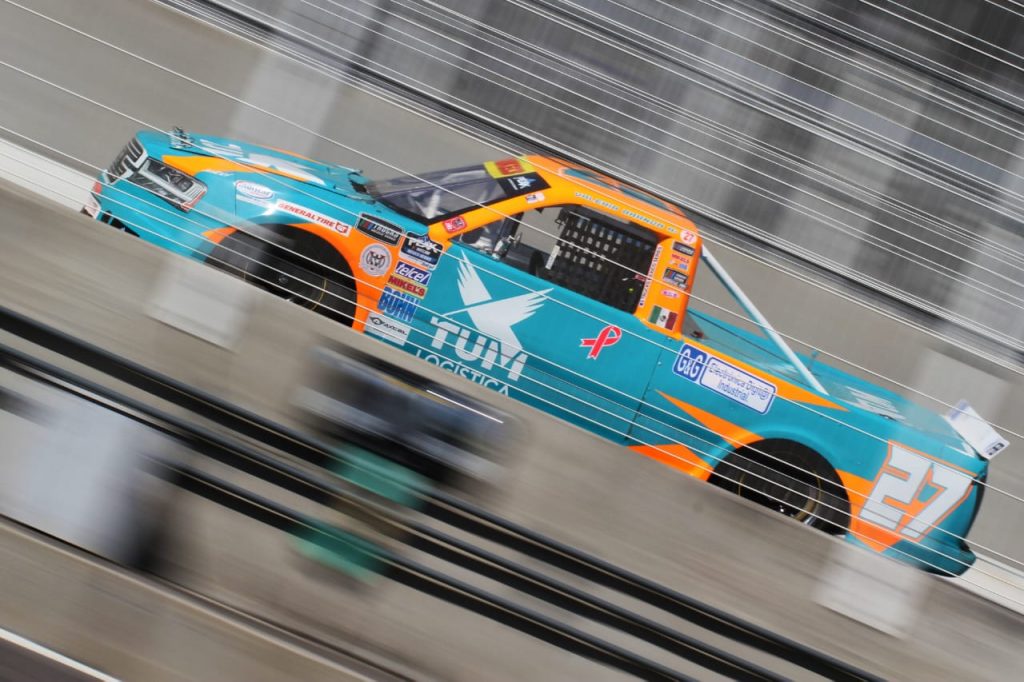 Consigue Car Motion Motorsport triple Top Ten en Puebla