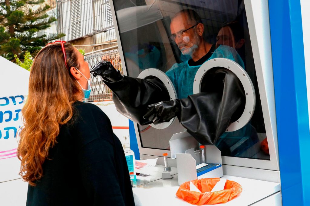 Seegene envía por vuelo fletado 1,7 millones de pruebas de COVID-19 a Israel para combatir la variante ómicron