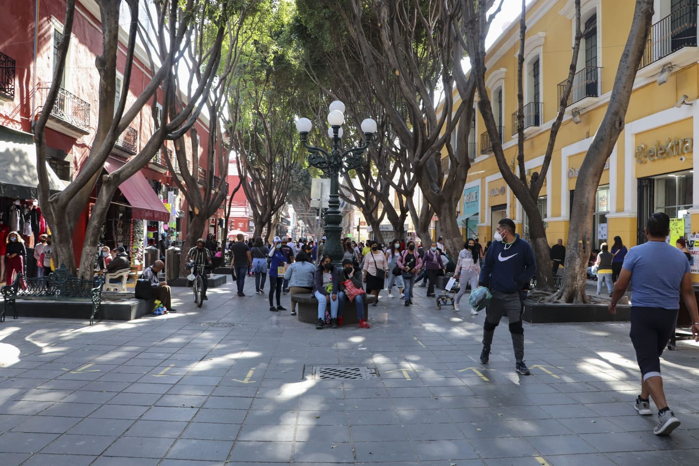 Ayuntamiento de Puebla realiza operativos en el centro histórico