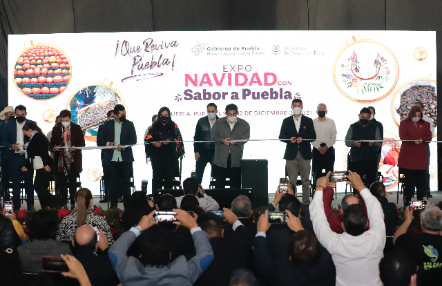 Video desde Puebla: “El campo del estado ya se está moviendo”, sostiene MBH; inaugura Expo Navidad sabor a Puebla