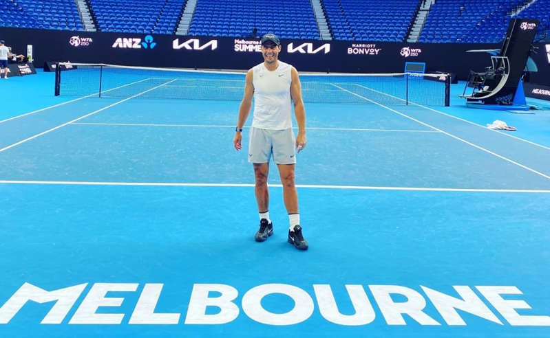 Rafa Nadal ya se encuentra en Australia; estará en el ATP 250 Melbourne