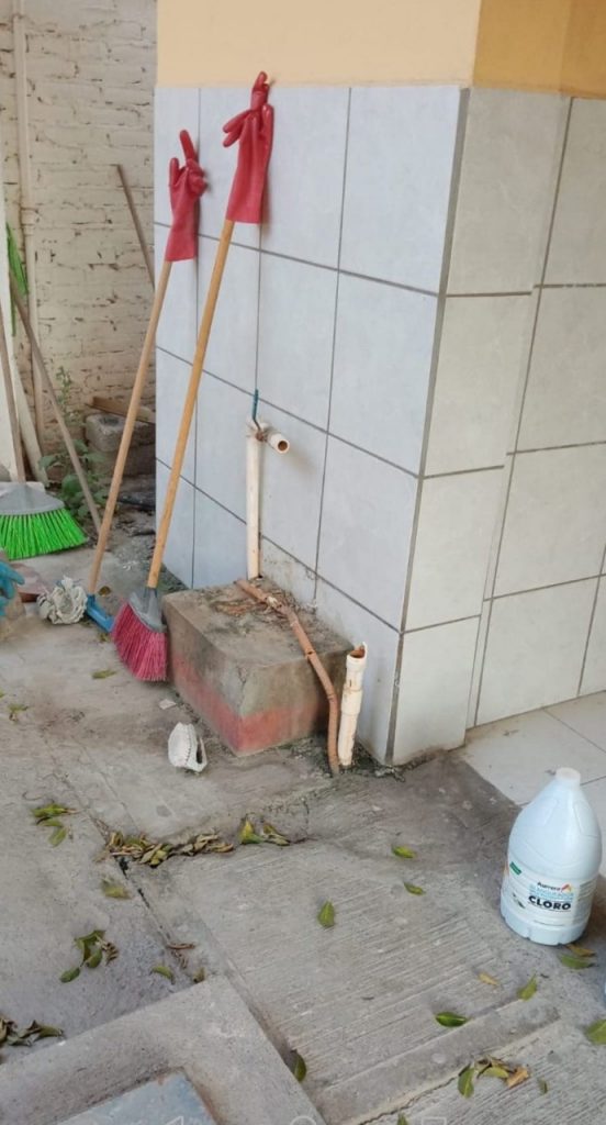 Ladrones hacen de las suyas y saquean escuela de Ajalpan.