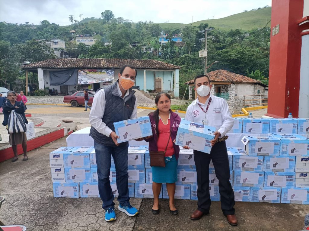 Distribuye Bienestar 110 mil 848 litros de producto lácteo en cinco municipios