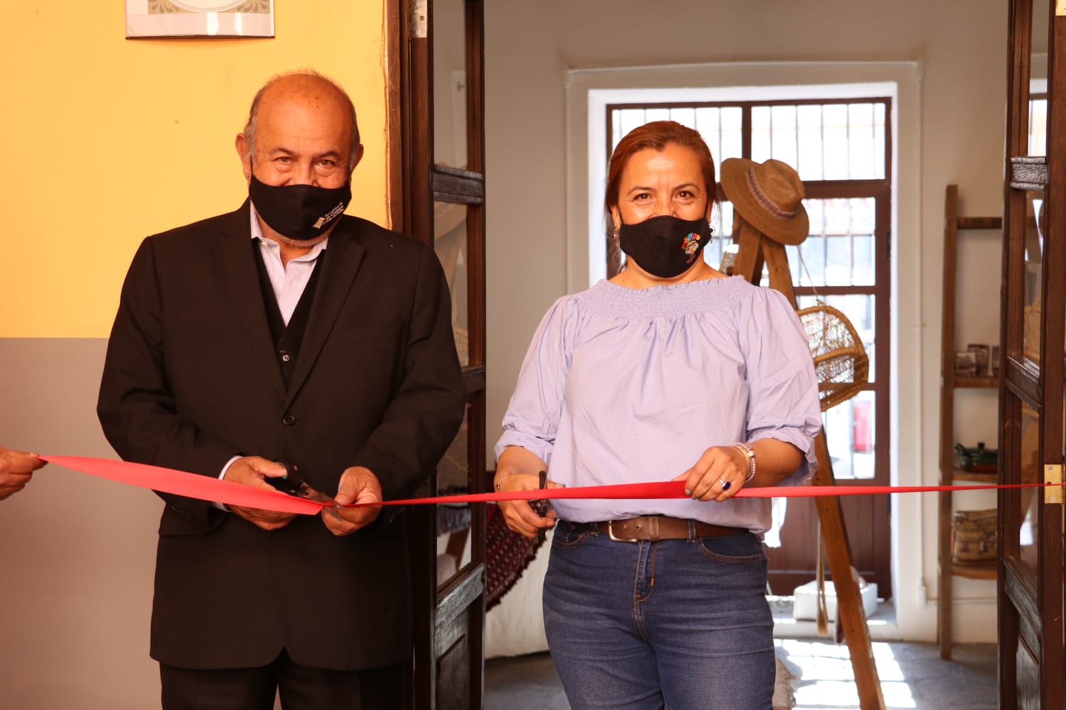 Abre Secretaría de Cultura dos nuevas tiendas de artesanías poblanas