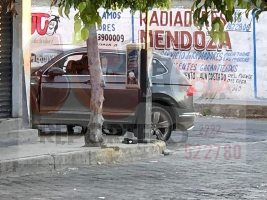 Karma instantáneo: Robó una camioneta y disparó a un hombre en Tehuacán, pero murió en accidente al tratar de huir