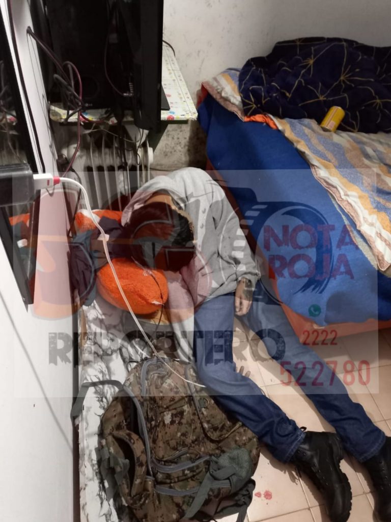 Por presuntos problemas amorosos joven teziuteco se dispara en la cabeza