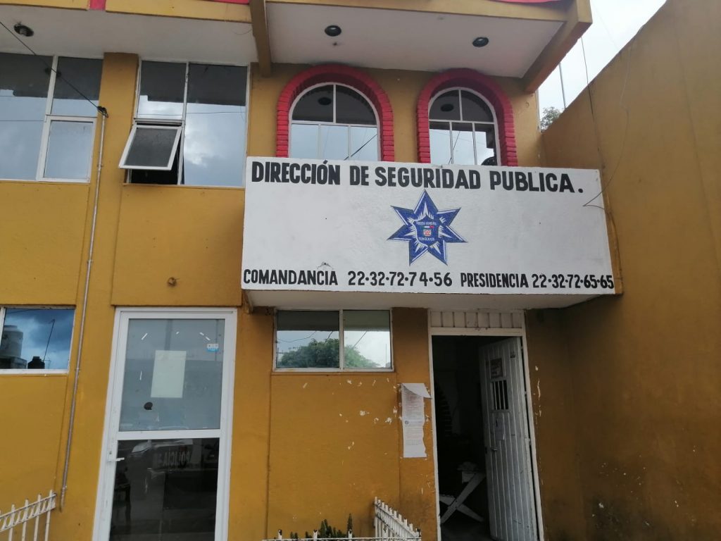 Policías de Tepatlaxco de Hidalgo acusan a edil de no pagarles su aguinaldo