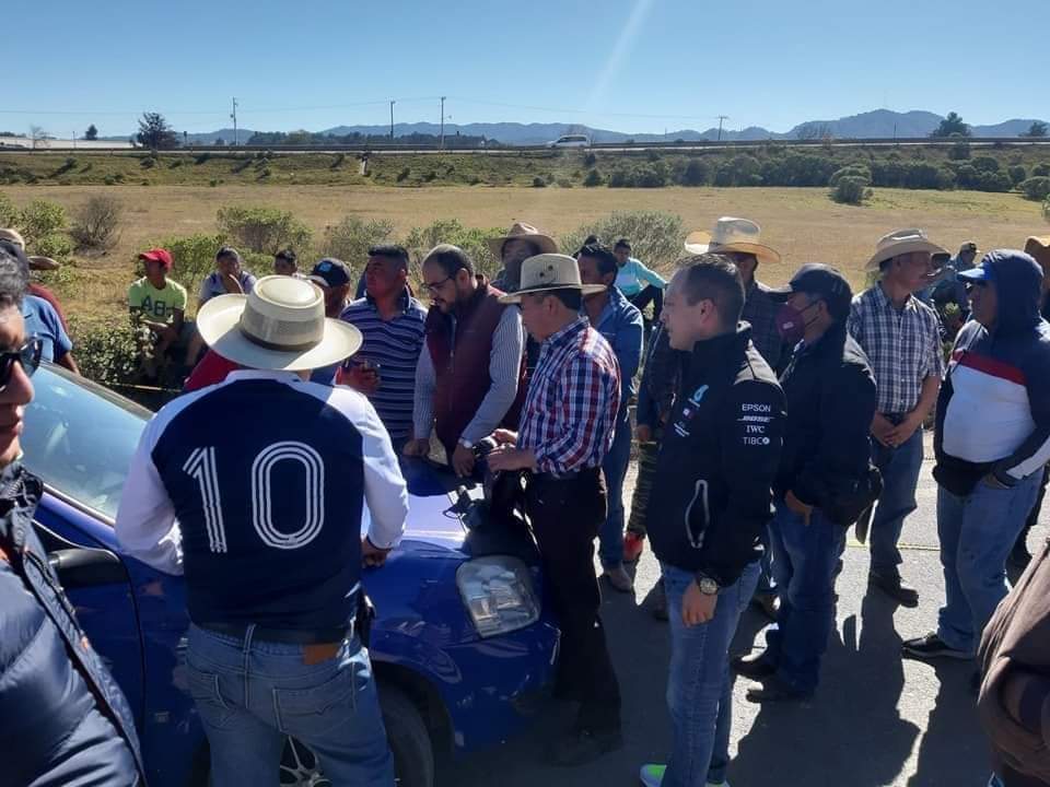 Liberan la carretera Tlaxco- Tecojotal