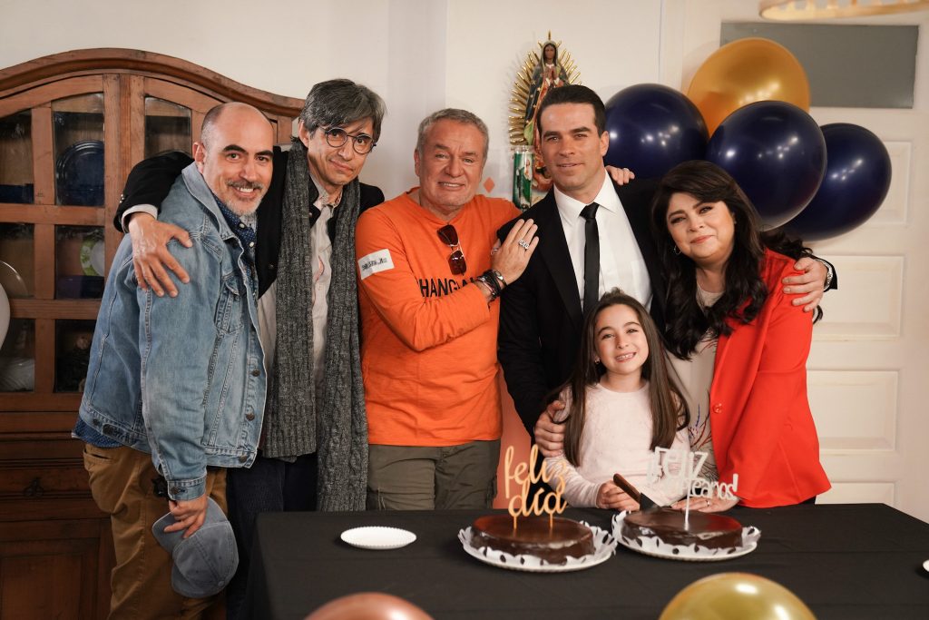 Festejan en “Corona de lágrimas 2” el cumpleaños del actor Alejandro Nones