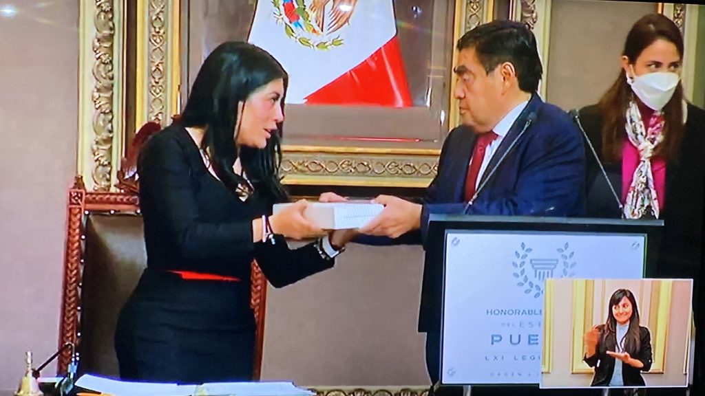 Responde Nora Escamilla el 3er Informe de Actividades del Gobernador Barbosa