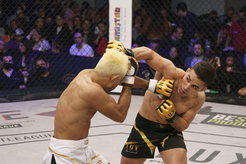 Se impone “León” Mendoza a “Sasquatch” Villegas en LUX 019