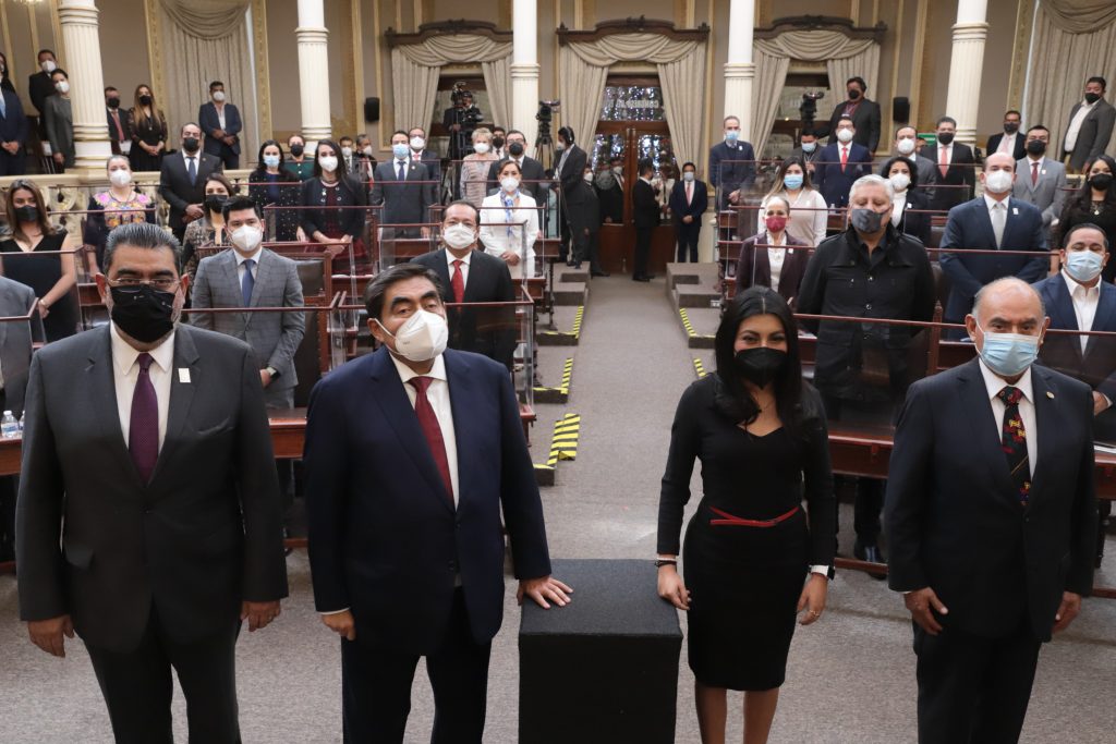 En Puebla se combate frontalmente la corrupción, se acabaron los privilegios: MBH