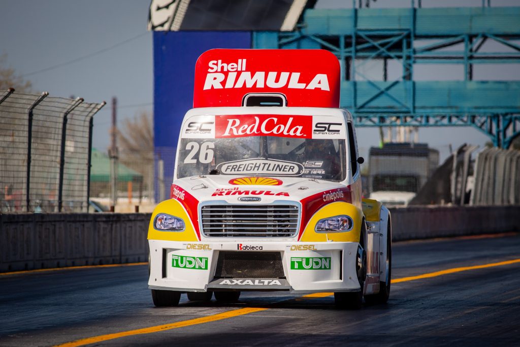 Jourdain Jr. y Tovar definen el campeonato de los Freightliner en Puebla