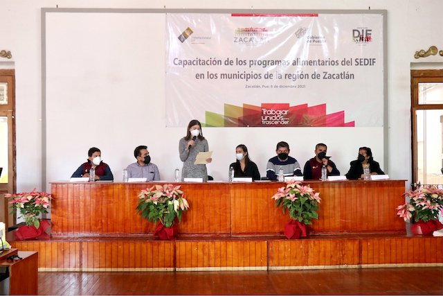 Capacita SEDIF a representantes de sistemas municipales de la Sierra Norte