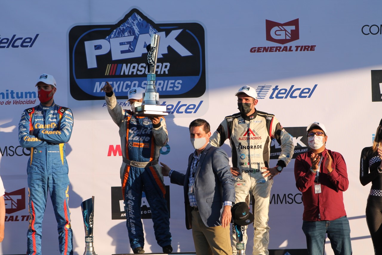 José Luis Ramírez gana la fecha final de la NASCAR Peak