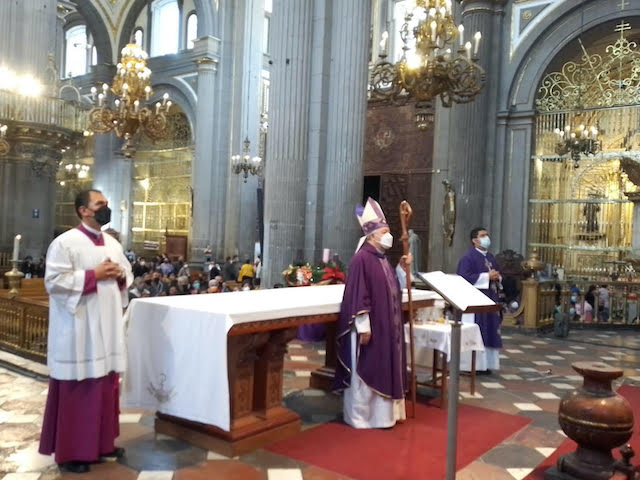 Arzobispo de Puebla aprovechó la 4ta ola Covid para lanzarse – otra vez- contra la despenalización del aborto