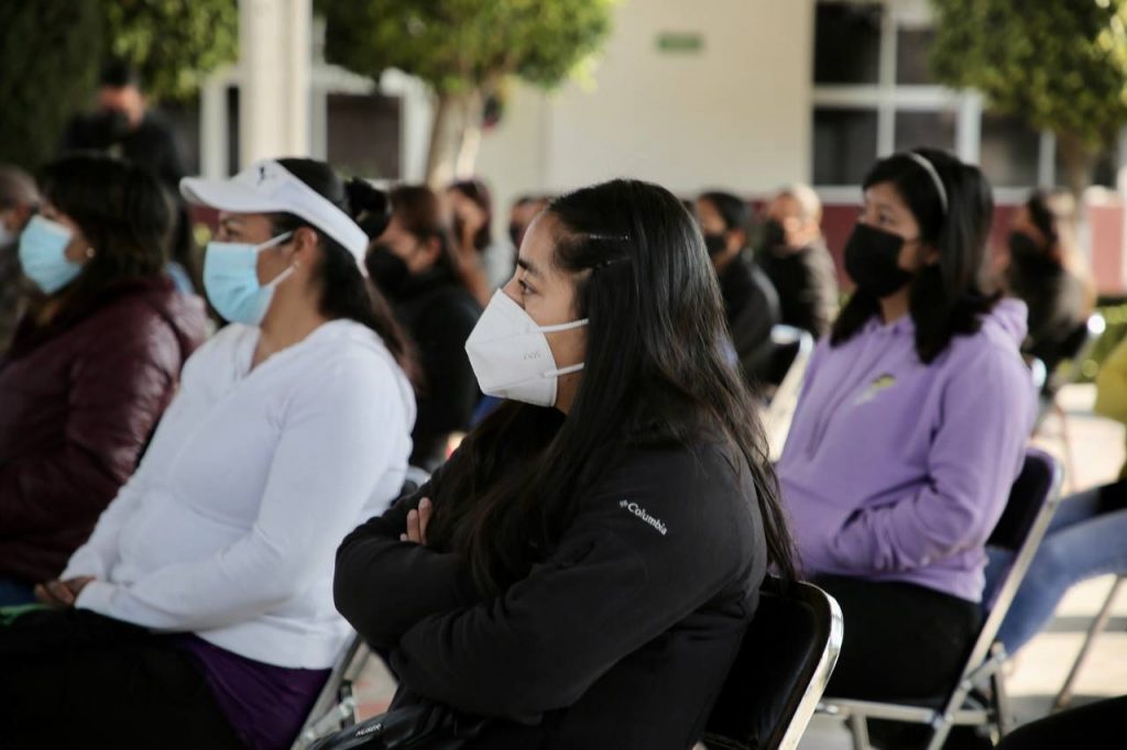 DIF de San Andrés Cholula aplica el programa “Padres y Madres Construyendo el Futuro”