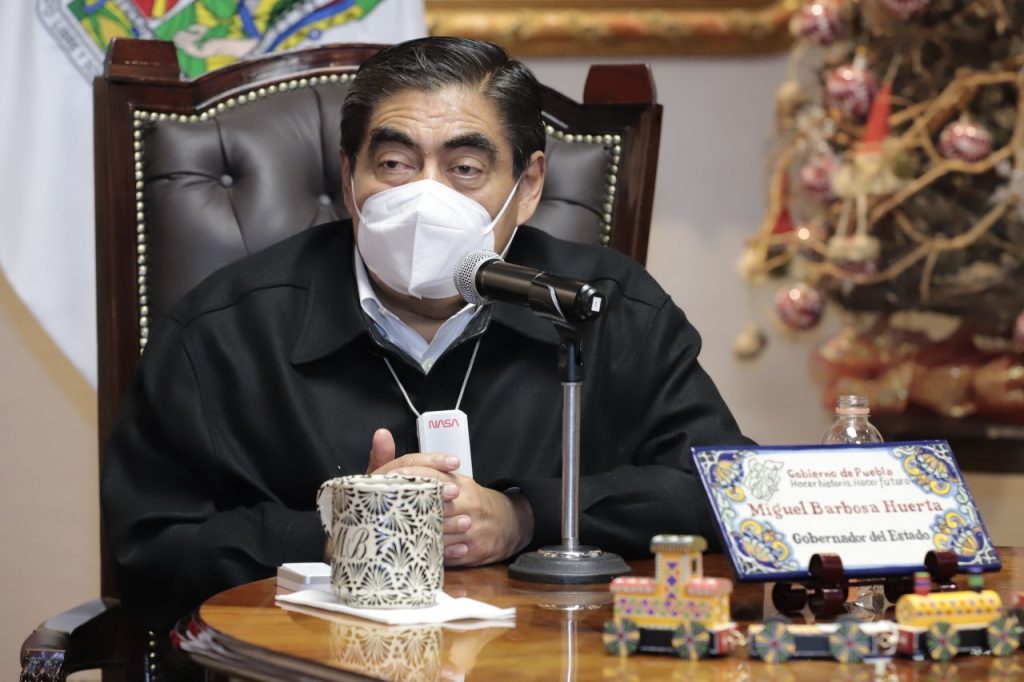 Se refugian en municipios los grupos afectados por la regulación de espectaculares, advirtió el gobernador Barbosa