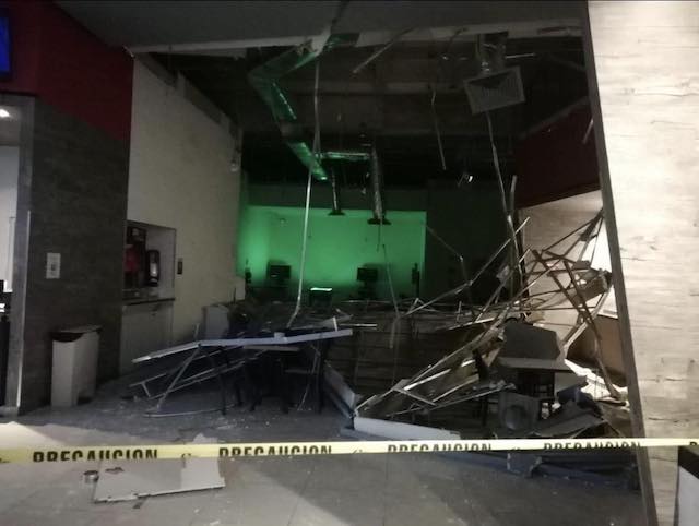 Accidente en Cinemex Las Torres deja dos heridas leves