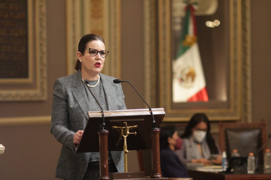 Se busca a los políticos que azuzan con el tema del DAP, advirtió Ana Lucía Hill