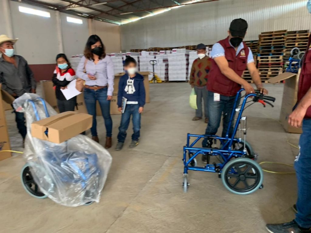 Concluye SEDIF entrega de mil 474 aparatos rehabilitatorios