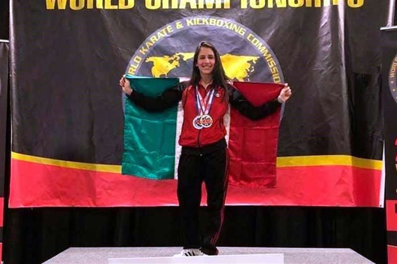 Alumna del Tec triunfa en mundial de kickboxing